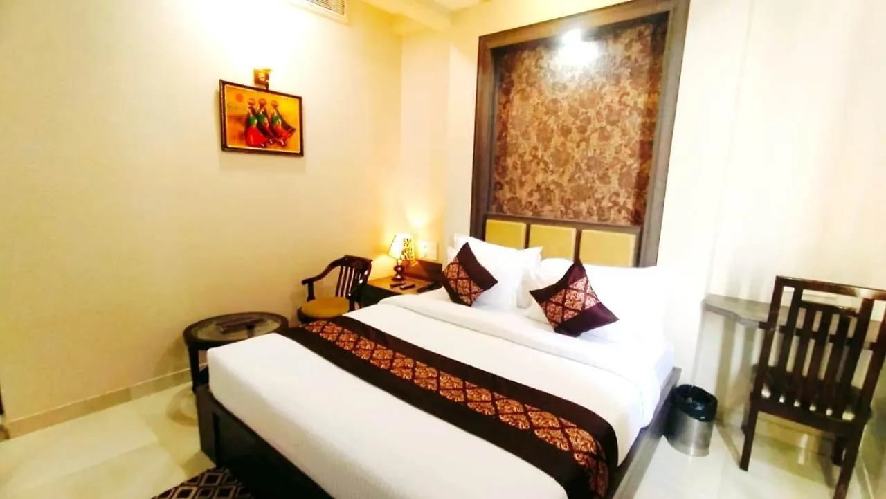 Hotel Ozas Grand 바라나시 인도