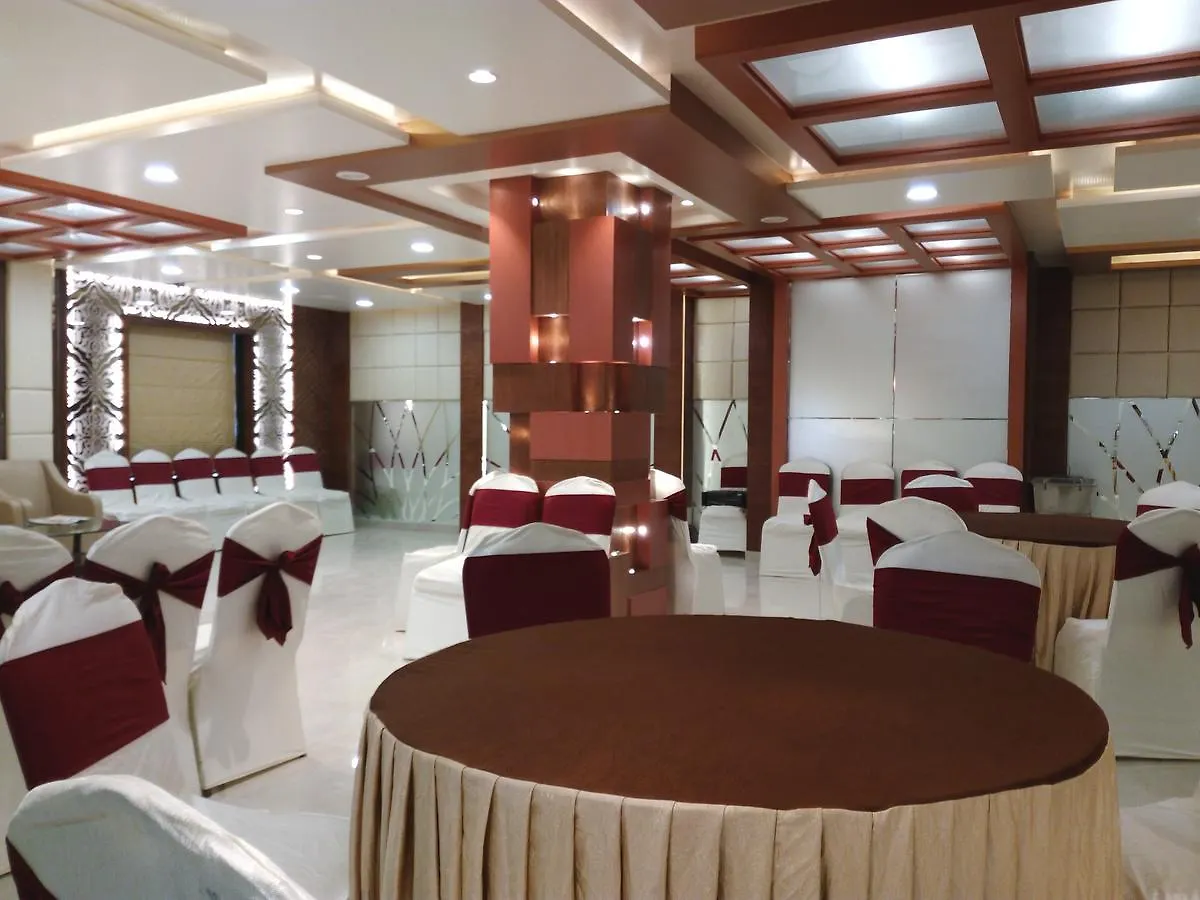 Hotel Ozas Grand 바라나시 인도