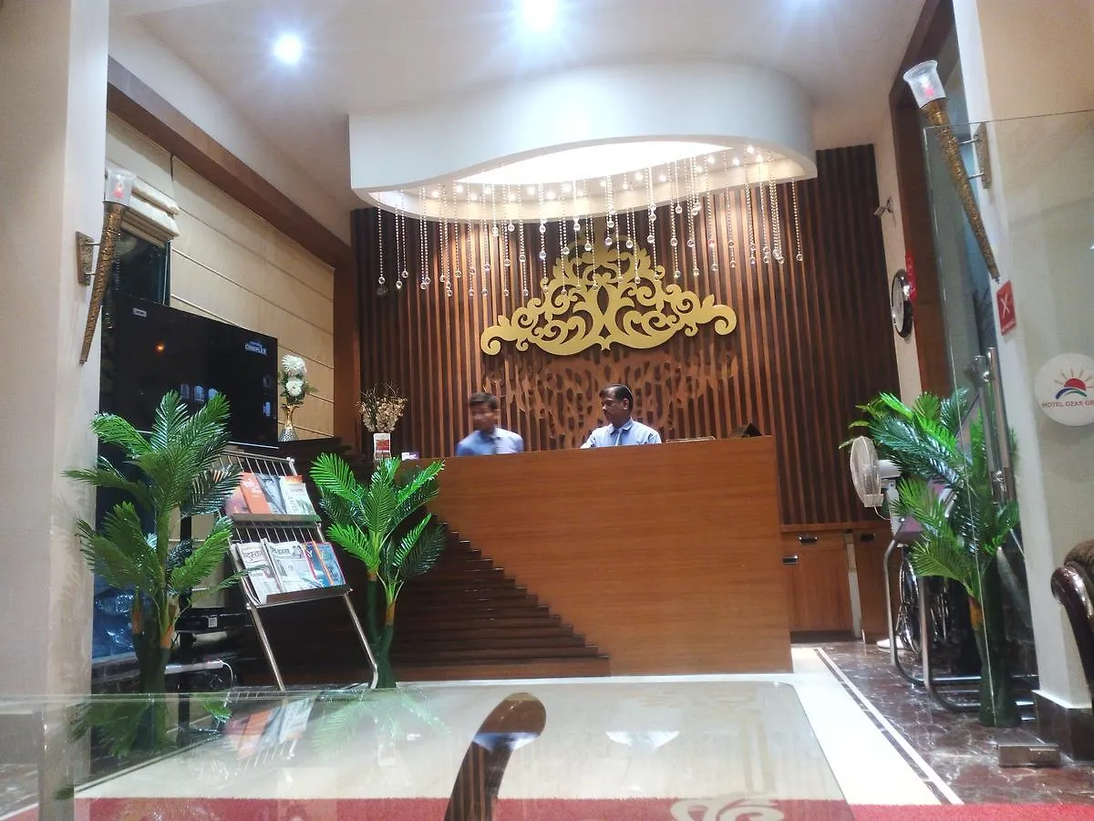 Hotel Ozas Grand Váránasí